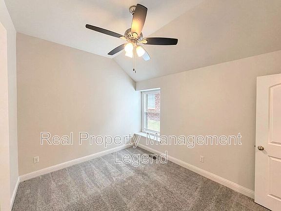 5th image of 417 Cooper St