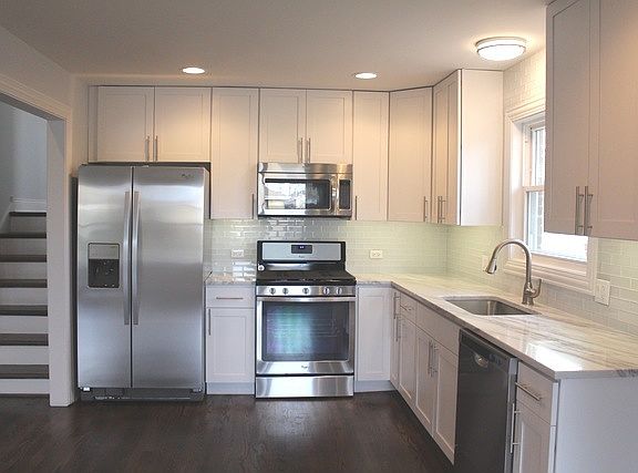 4th image of 7544 Karlov Ave