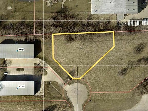 2nd image of 3190 N Grand Prix Dr