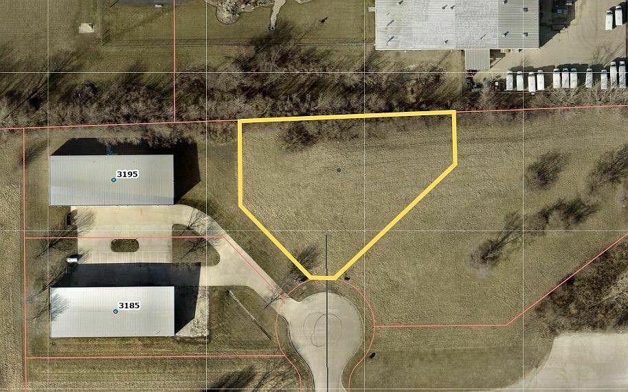 2nd image of 3190 N Grand Prix Dr