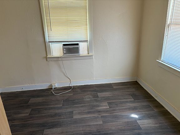 5th image of 1523 W 15th St