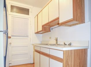 4245 N Hermitage Ave APT 1A, Chicago, IL 60613