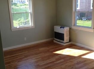 2 Tower Cir, Bath, ME 04530