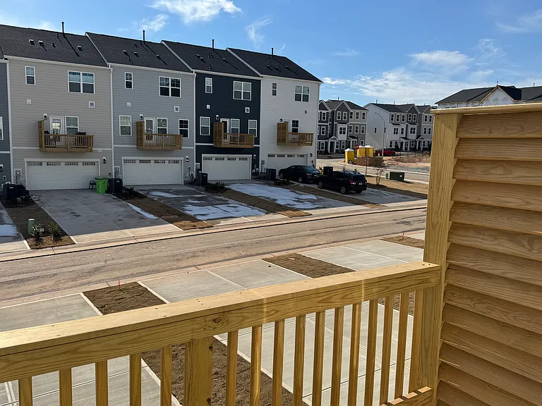Light Oak Way — Photo 47