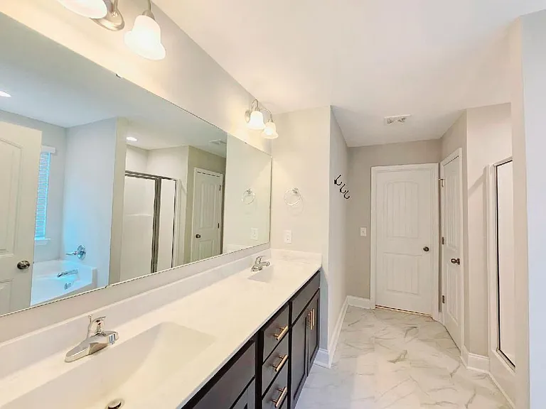 2115 Mannington Dr — Photo 23