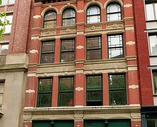 5th image of 168 Duane St APT 2