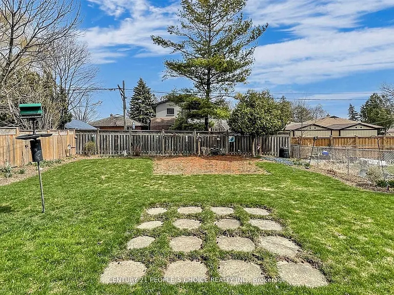 5 Mid Pines Rd — Photo 16