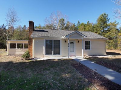 252 Edgewood Ter, West End, NC, 27376
