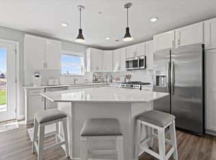 14621 112th Ave N, Osseo, MN 55369