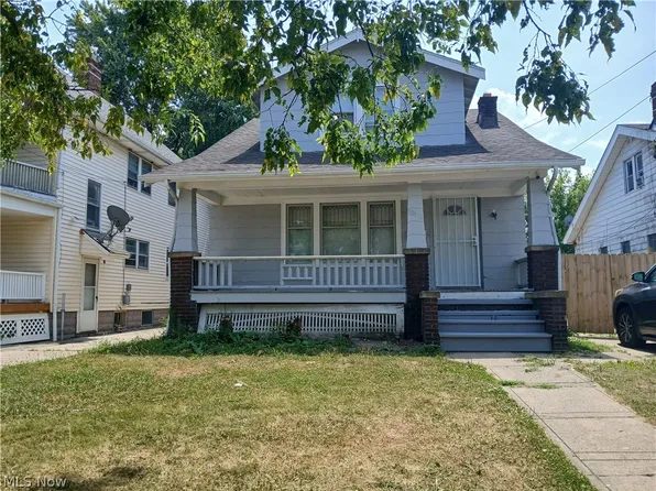 10113 Loretta Ave, Cleveland, OH 44111