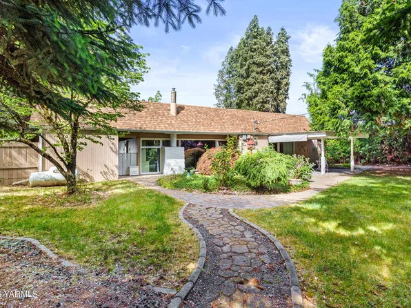 3404 Vendome Dr, Yakima, WA 98902