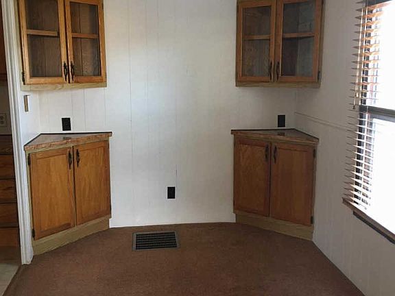 5th image of 403 Brower Ave