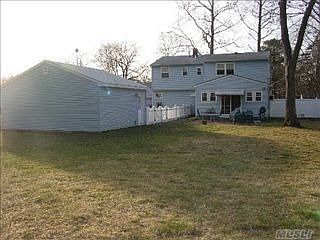 1st image of 659 Sandra Ave