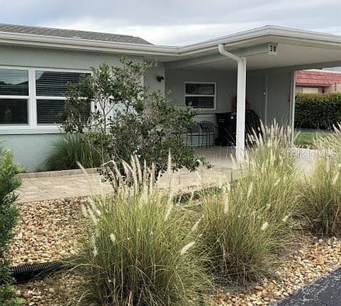 2nd image of 1014 Beach Manor Cir #38
