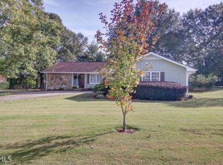 411 Clubland Cir SE, Conyers, GA 30094