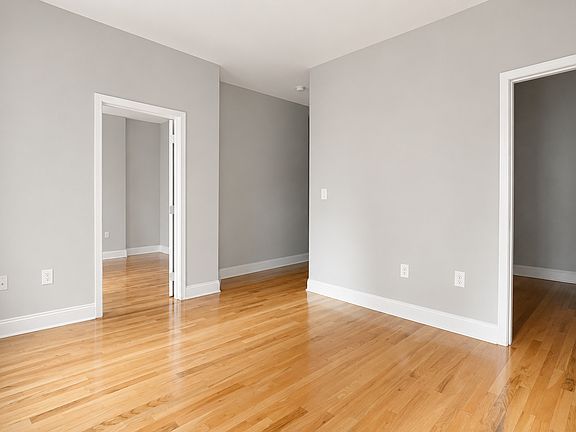 3rd image of 519 W 151st St APT 9