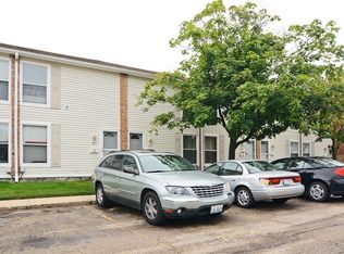 1931 Kenilworth Cir, Hoffman Estates, IL 60169