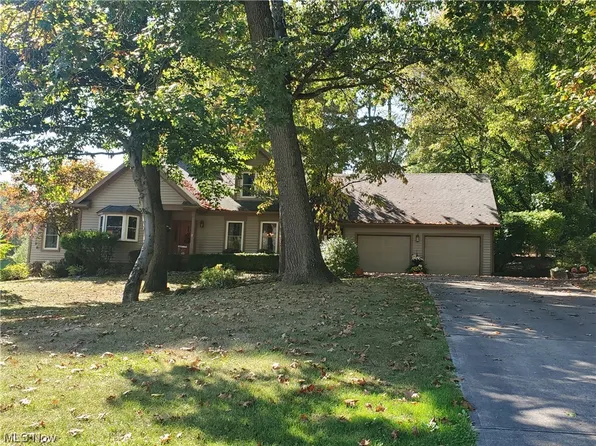 1810 Aspen Dr, Zanesville, OH 43701