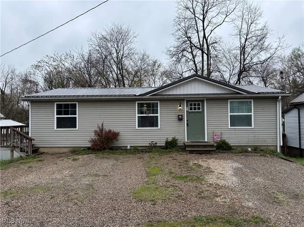 84 Edmund St, Zanesville, OH 43701