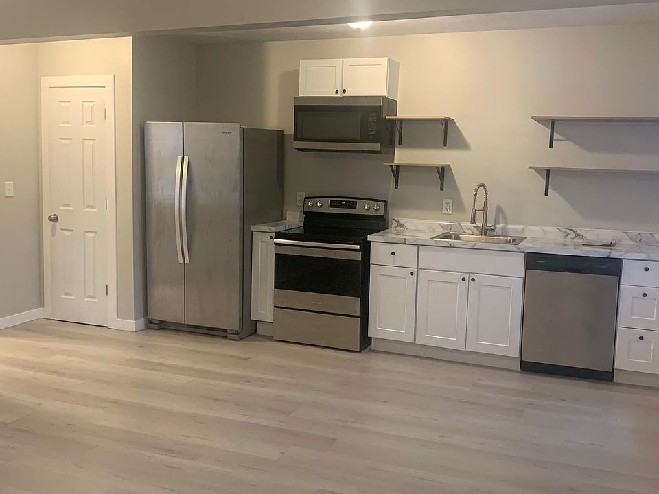 1st image of 2100 Halstead Ave APT 3