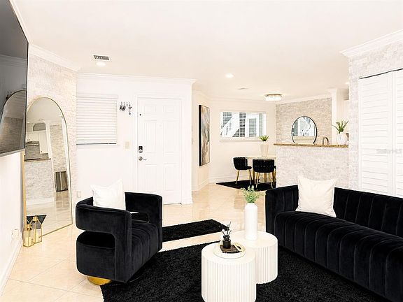 5th image of 7298 ULMERTON ROAD #307