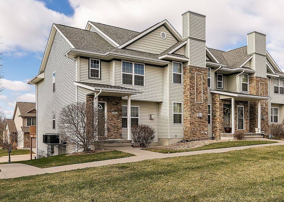 1st image of 1324 Nicholas Ln
