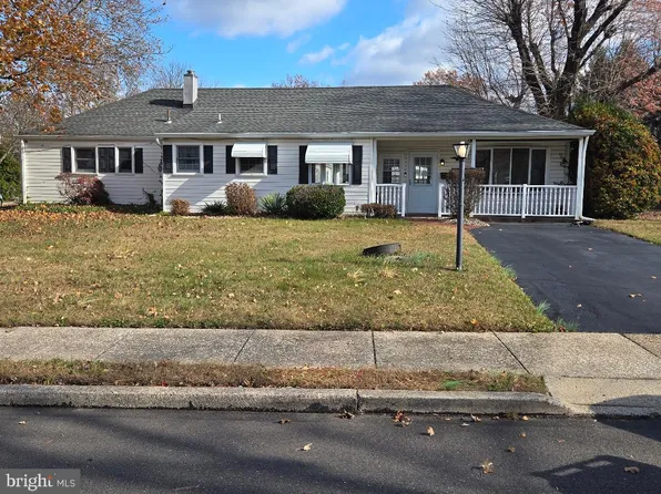 142 Greenbelt Dr, Hatboro, PA 19040