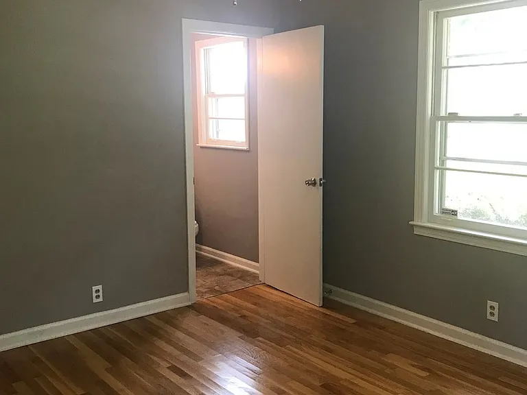 100 Talton Dr — Photo 16