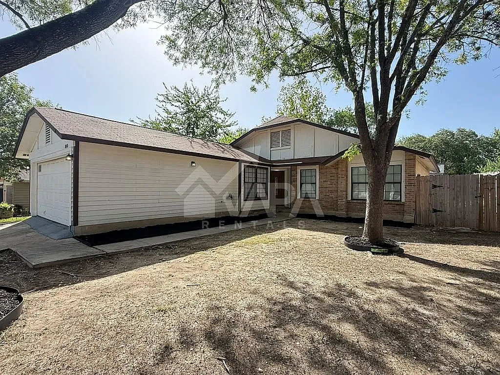 3 bed, 1511 sqft, $2,000 — Photo 2