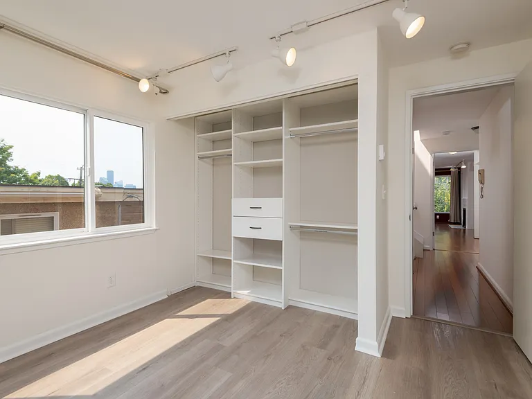 414 13th Ave E #Penthouse 4 — Photo 11