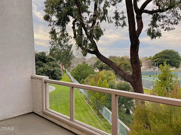 727 Island View Cir — Photo 19
