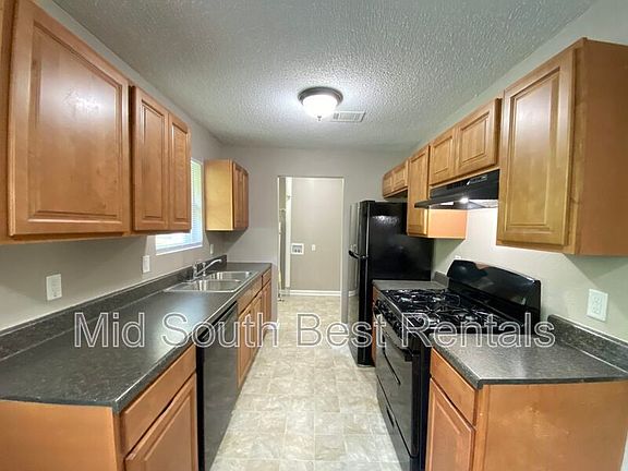 4th image of 306 Cordelia Dr