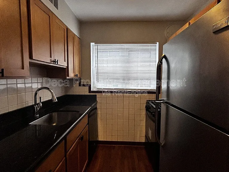 3940 Wilmington Ave #2F — Photo 8