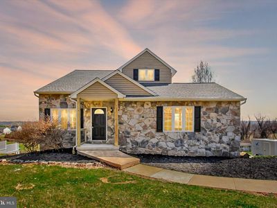 5086 Waltersdorff Rd, Spring Grove, PA, 17362