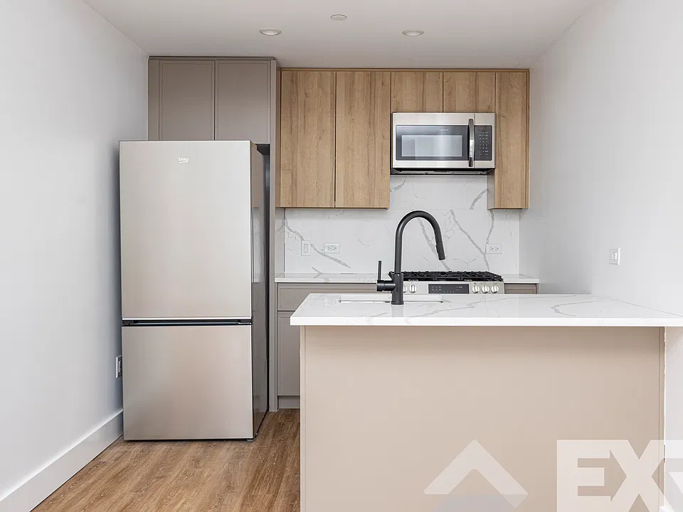 2230 Cropsey Ave #2903