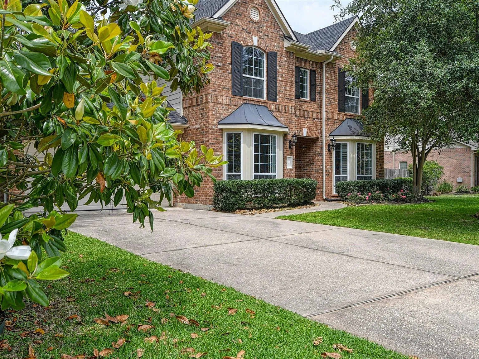 5 bed, 3.5 bath, 3538 sqft, $5,300 — Photo 3