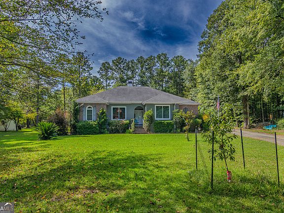5th image of 204 Weatherford Pl