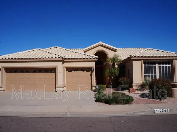 2744 E Amberwood Dr, Phoenix, AZ 85048