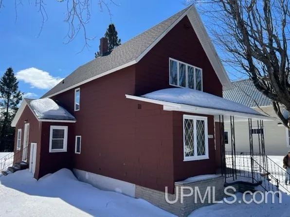 57610 Rockland St, Calumet, MI 49913