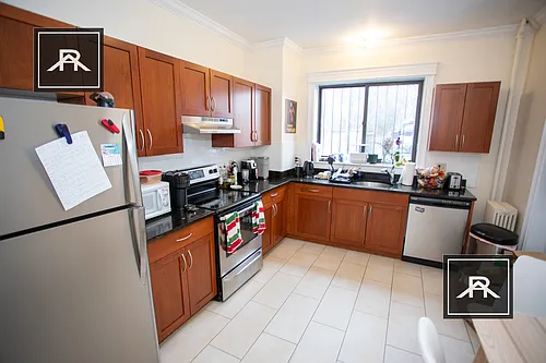 25 Glenville Ave #2 Photo 1