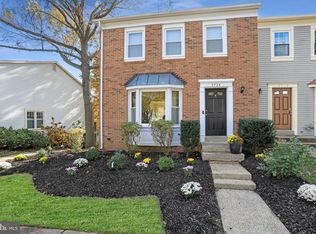 5734 Edgewater Oak Ct, Burke, VA 22015
