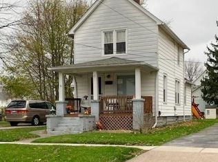 407 Courtland St, Fairport Harbor, OH 44077