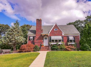 28 Summit Ave, Absecon, NJ 08201