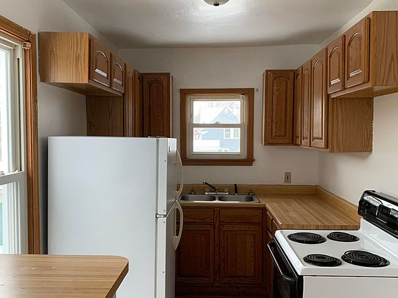 5th image of 602 Egleston Ave