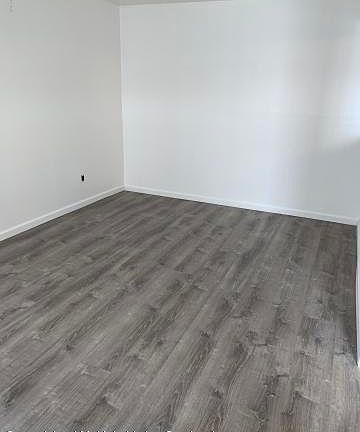 4th image of 47 Shotwell Ave