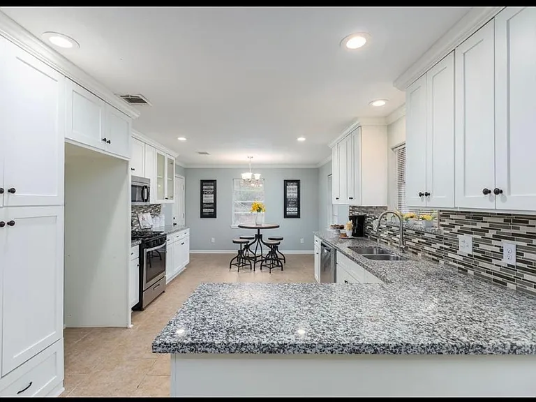 3422 Rustling Pines St — Photo 2