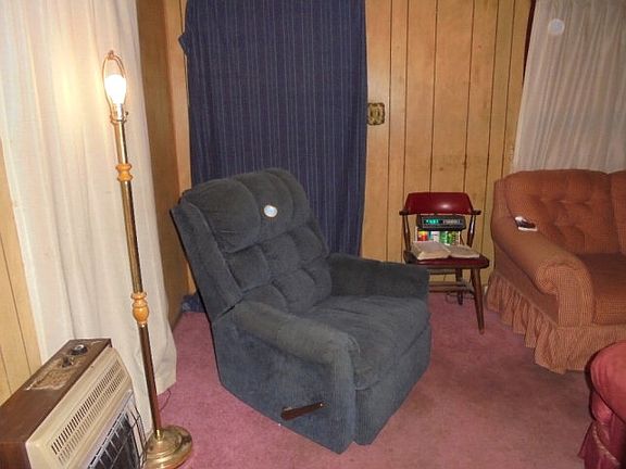 4th image of 709 Donald Ave