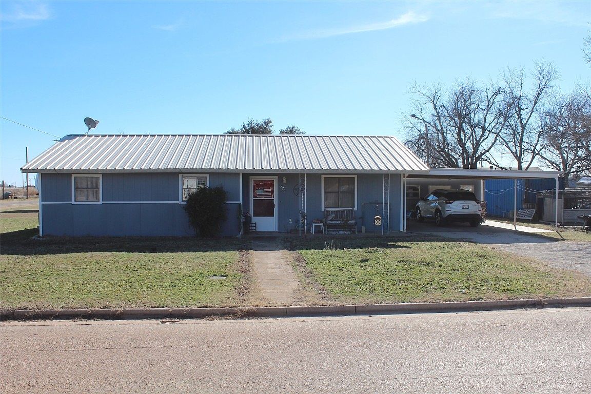 520 W Houston, Munday, TX 76371 Zillow