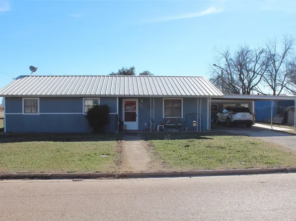 520 W Houston, Munday, TX 76371
