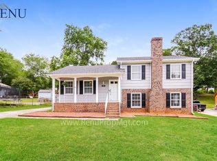 1115 Castlegate Dr, Winston Salem, NC 27103